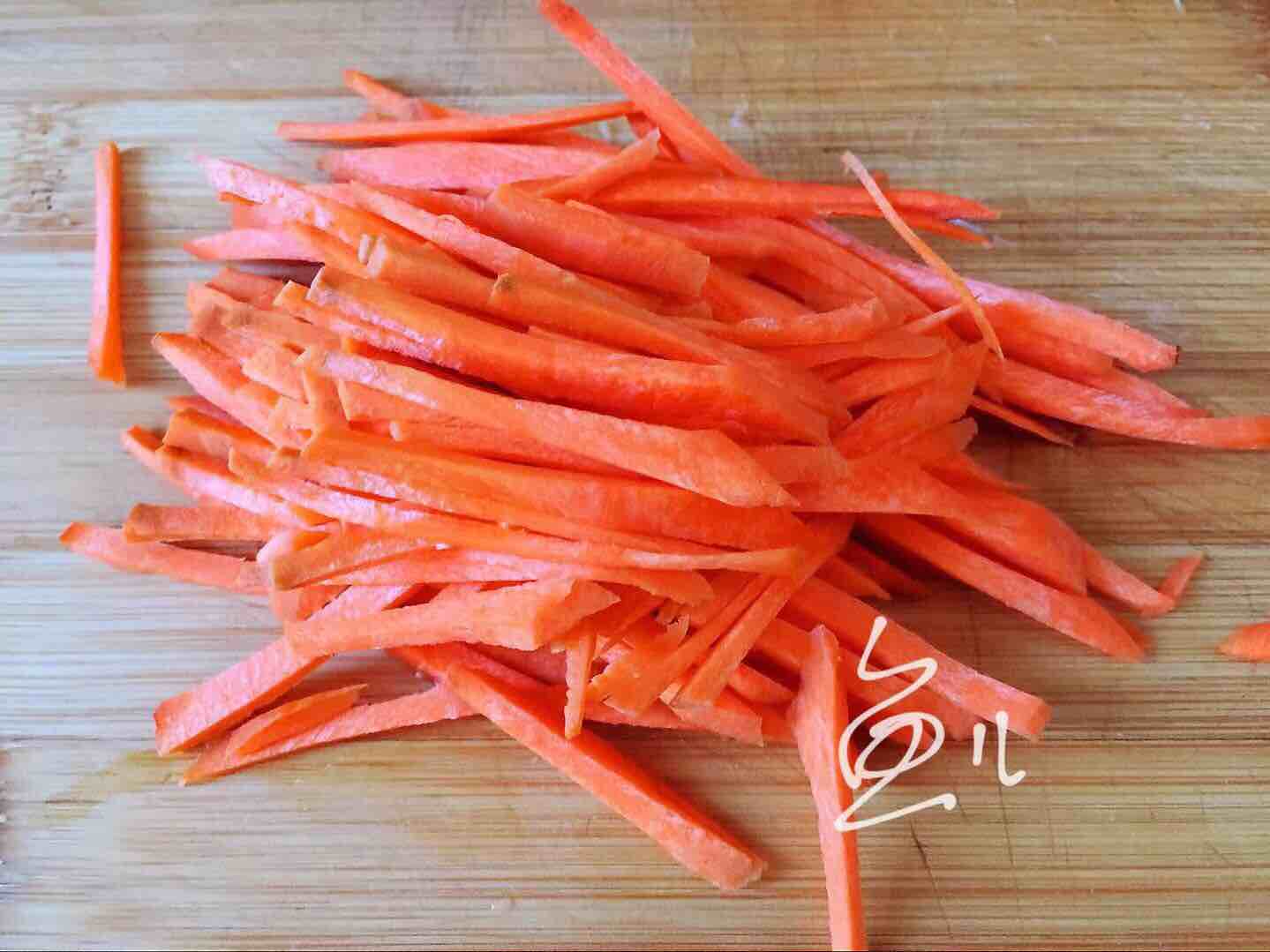 豆芽炒韭菜的做法-家常味炒菜谱