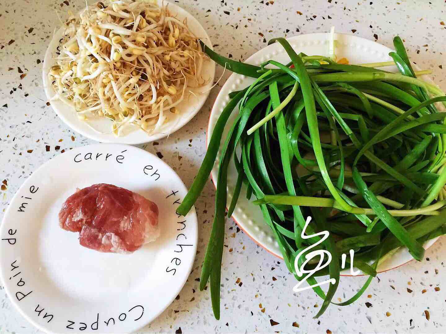 豆芽炒韭菜的做法-家常味炒菜谱