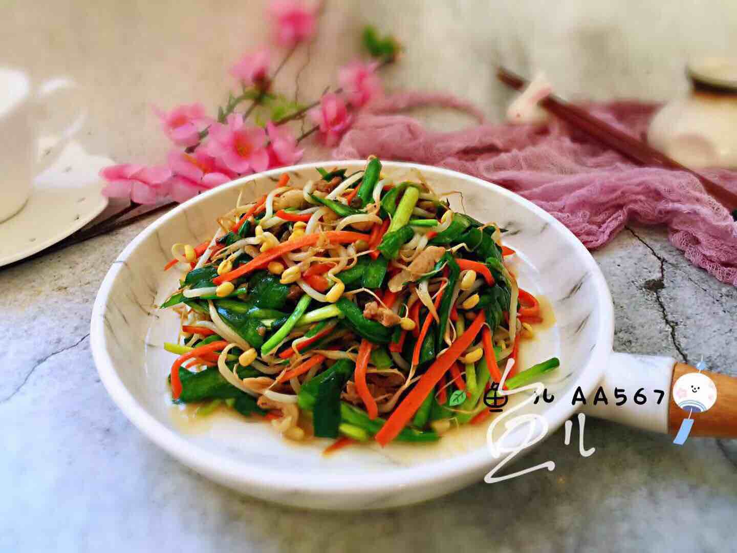 豆芽炒韭菜的做法-家常味炒菜谱-易网健康养生网 豆芽炒韭菜的做法-家常味炒菜谱