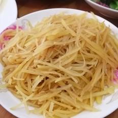 简简单单也不失美味~~醋溜土豆丝的做法-家常味炒菜谱