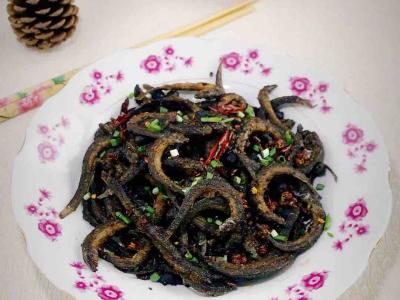 豆豉干煸泥鳅的做法-麻辣味干煸菜谱