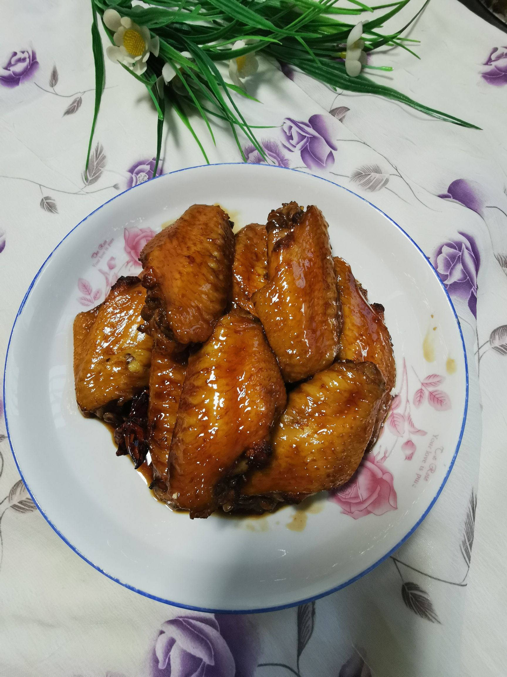 可乐鸡翅的做法-甜味煮菜谱-易网健康养生网 可乐鸡翅的做法-甜味煮菜谱