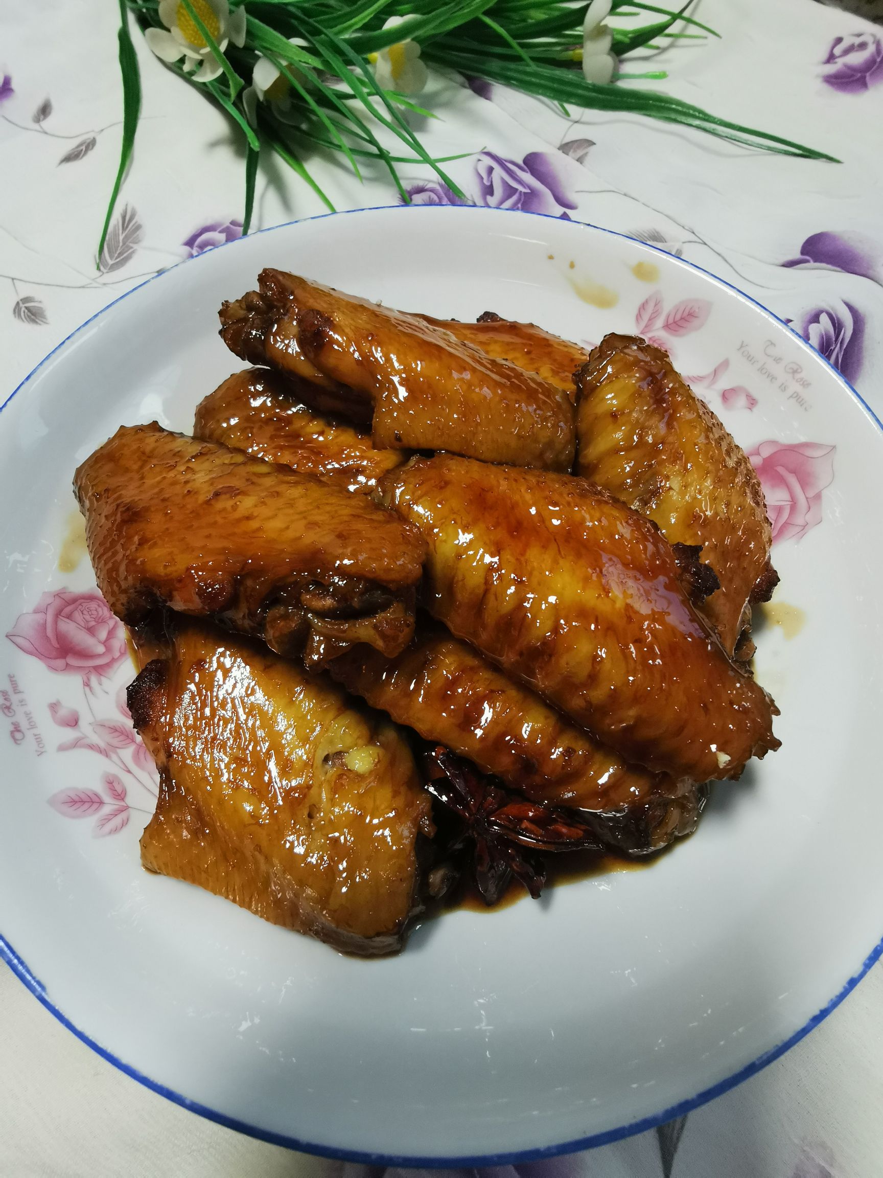 可乐鸡翅的做法-甜味煮菜谱-易网健康养生网 可乐鸡翅的做法-甜味煮菜谱