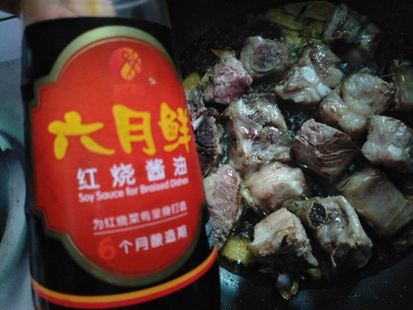 排骨烧红萝卜的做法-家常味烧菜谱