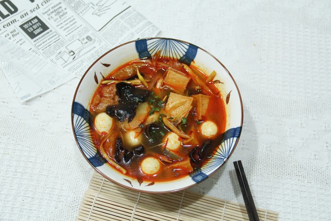 一碗麻辣烫,麻辣鲜香的做法-麻辣味煮菜谱-易网健康养生网 一碗麻辣烫,麻辣鲜香的做法-麻辣味煮菜谱