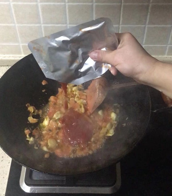 番茄鱼的做法-酸甜味煮菜谱