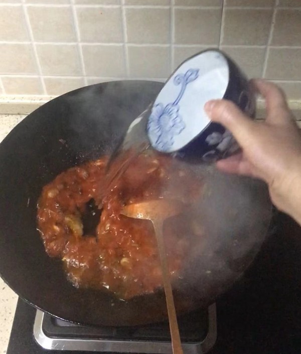番茄鱼的做法-酸甜味煮菜谱