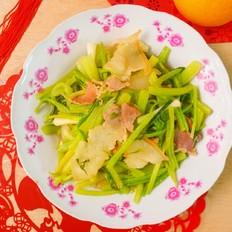 芹菜炒腊肉的做法-家常味炒菜谱