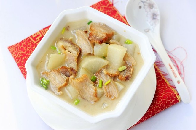 电饭煲萝卜炖腊肉的做法-家常味炖菜谱-易网健康养生网 电饭煲萝卜炖腊肉的做法-家常味炖菜谱