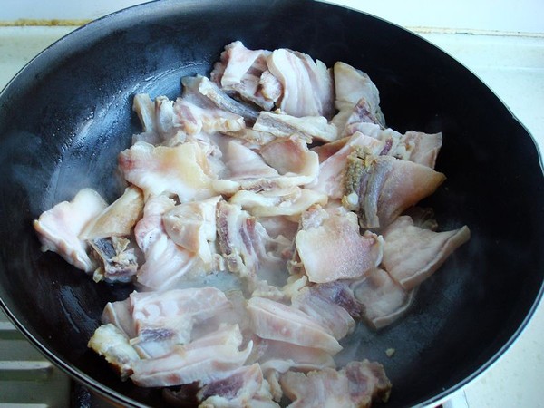 电饭煲萝卜炖腊肉的做法-家常味炖菜谱-易网健康养生网 电饭煲萝卜炖腊肉的做法-家常味炖菜谱