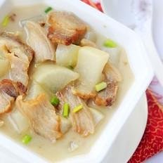 电饭煲萝卜炖腊肉的做法-家常味炖菜谱