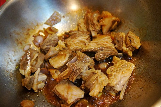 年夜饭必做的一道硬菜,低脂低卡不油腻的做法-家常味烧菜谱-易网健康养生网 年夜饭必做的一道硬菜,低脂低卡不油腻的做法-家常味烧菜谱