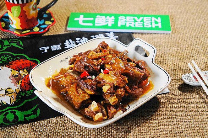 年夜饭必做的一道硬菜,低脂低卡不油腻的做法-家常味烧菜谱-易网健康养生网 年夜饭必做的一道硬菜,低脂低卡不油腻的做法-家常味烧菜谱