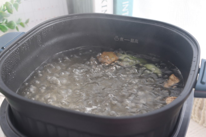 新年宴客菜之白灼虾,清淡鲜香健康美味的做法-咸鲜味煮菜谱-易网健康养生网 新年宴客菜之白灼虾,清淡鲜香健康美味的做法-咸鲜味煮菜谱