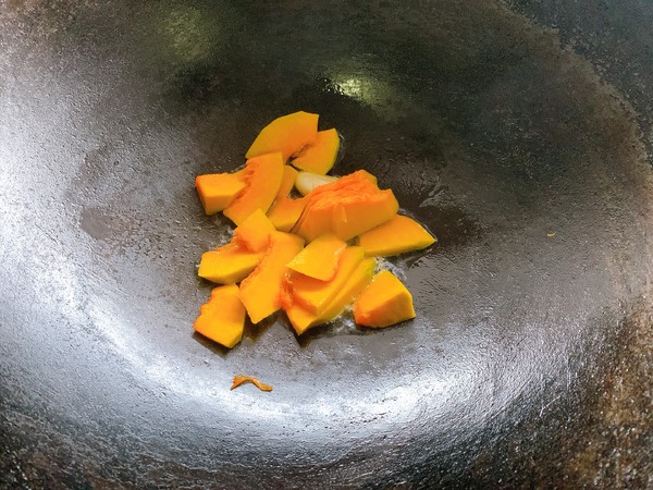 山药南瓜炒木耳，素炒不朴素的做法-家常味炒菜谱