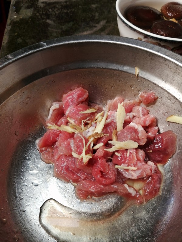 简简单单也不失美味~~冬菇蒸肉丸的做法-家常味蒸菜谱