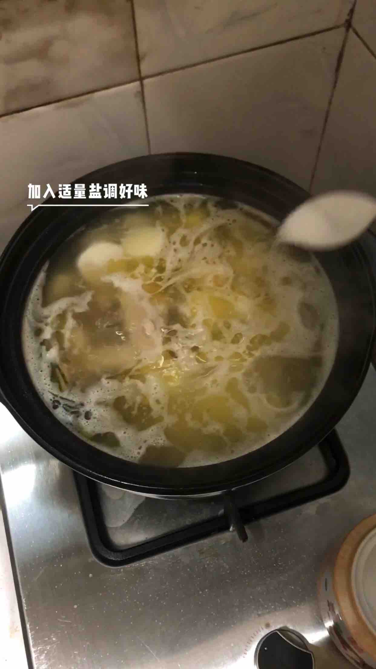 山药天麻炖柴鸡的做法-家常味炖菜谱