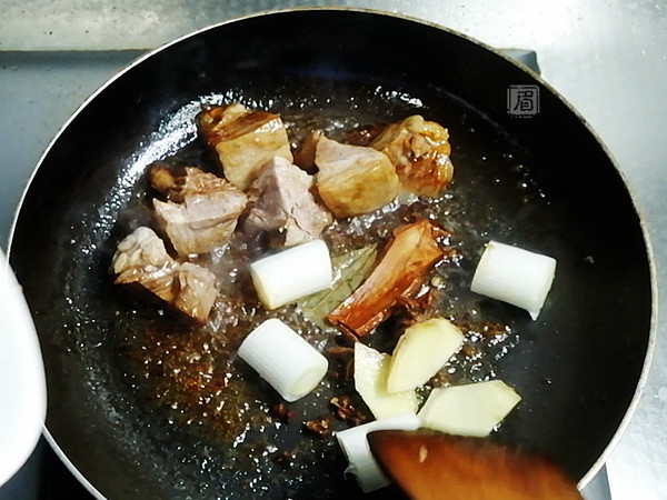 简易羊肉煲的做法-咸鲜味炖菜谱-易网健康养生网 简易羊肉煲的做法-咸鲜味炖菜谱