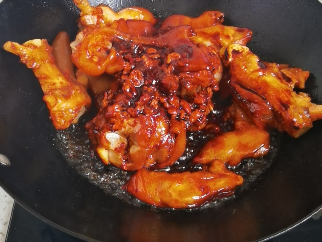 腐乳猪蹄-满满的胶原蛋白,软糯不油腻,入口即化的做法-咸鲜味炖菜谱-易网健康养生网 腐乳猪蹄-满满的胶原蛋白,软糯不油腻,入口即化的做法-咸鲜味炖菜谱