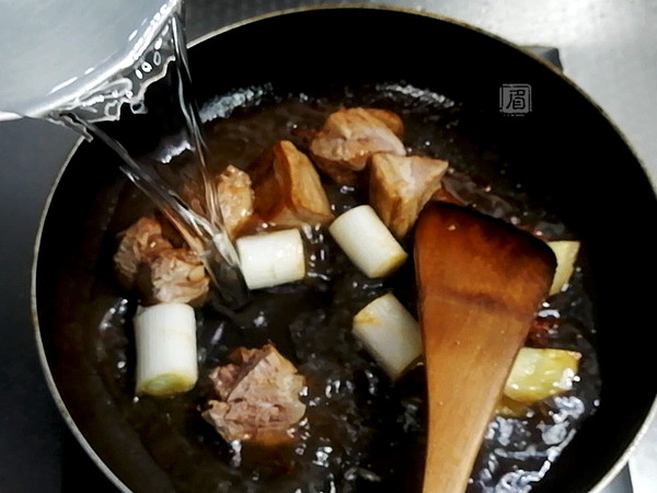 简易羊肉煲的做法-咸鲜味炖菜谱-易网健康养生网 简易羊肉煲的做法-咸鲜味炖菜谱