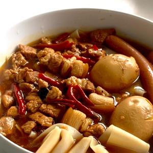 板面 红烧肉面的做法-香辣味炖菜谱