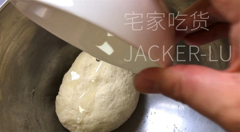 家常韭菜盒子的做法-咸鲜味煎菜谱-易网健康养生网 家常韭菜盒子的做法-咸鲜味煎菜谱