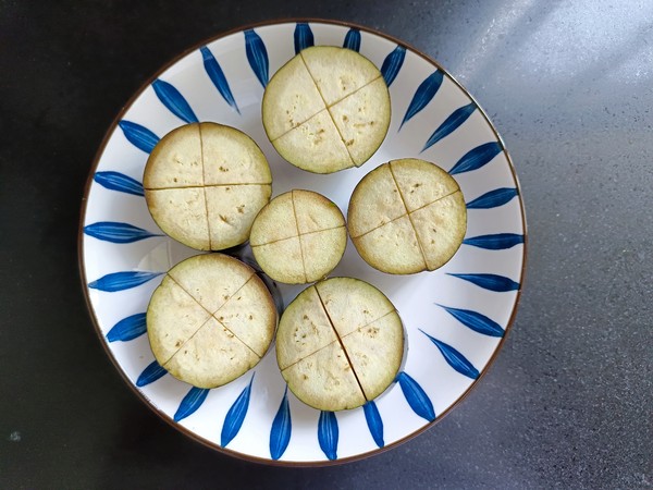 芹菜香菇夹茄子的做法-家常味蒸菜谱
