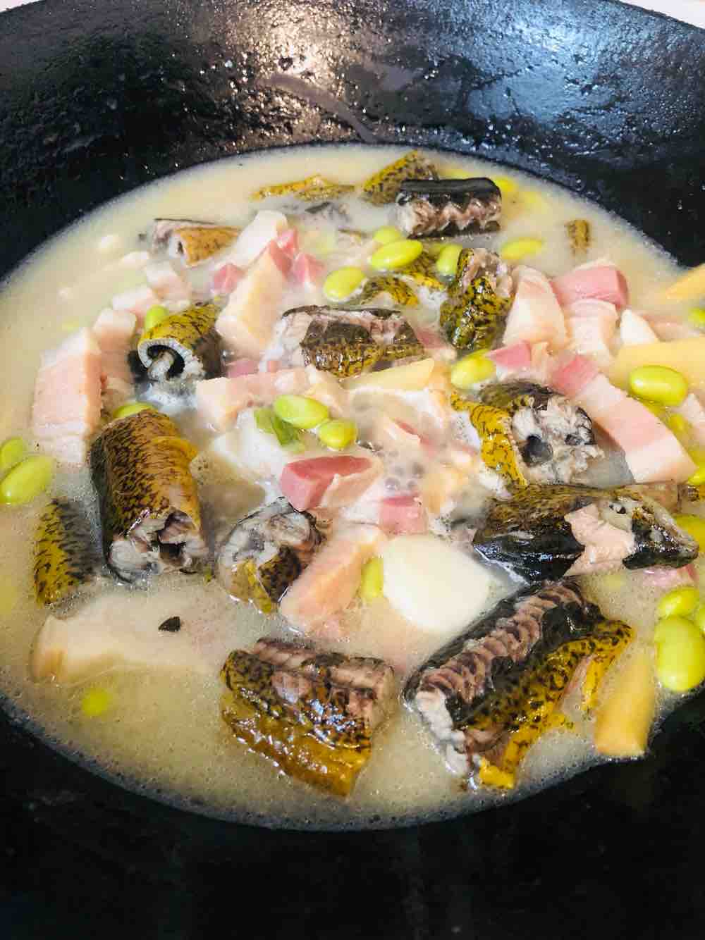 咸肉黄鳝的做法-咸鲜味煮菜谱-易网健康养生网 咸肉黄鳝的做法-咸鲜味煮菜谱