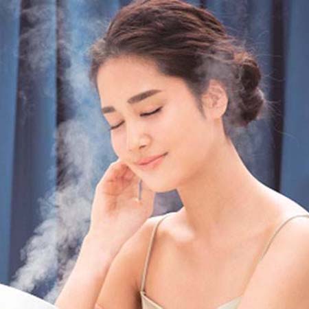 蒸脸会让毛孔变大吗? 蒸脸有哪些美容功效?