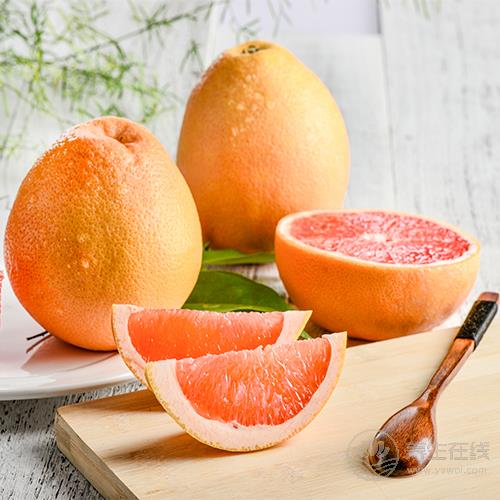 秋季养生：常吃柚子能能收获3大好处，但有2种人千万别碰