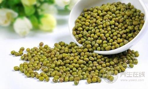 秋季脸上容易长痘痘 18种食物最有效祛痘