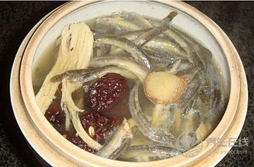 早秋皮肤养血润燥喝泥鳅红枣汤 早秋皮肤养血润燥喝泥鳅红枣汤