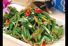 夏天吃点韭菜，有5大药用功效