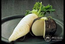 秋季吃白萝卜好，能治咽喉炎治头痛治冻疮