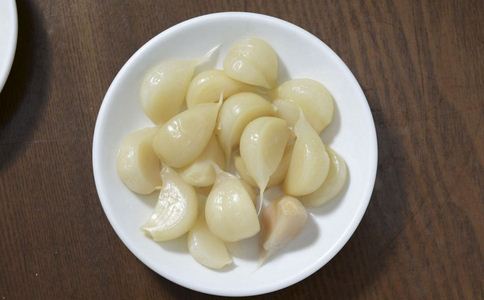 大蒜 干眼症 上火 <a href=http://www.bryss.cn/tags-白内障.html target=_blank class=infotextkey>白内障</a> 养肝
