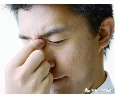 眼睛看不清?这些危害你不能不知道! 眼睛看不清?这些危害你不能不知道!