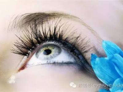 空调房内眼睛容易干涩，如何预防干眼症？