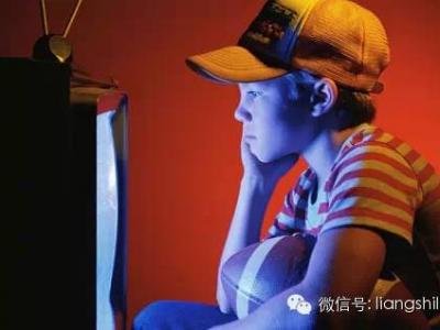 孩子看电视怎样不伤害眼睛？