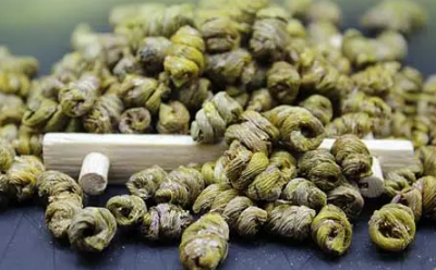 石斛泡水喝的功效与副作用