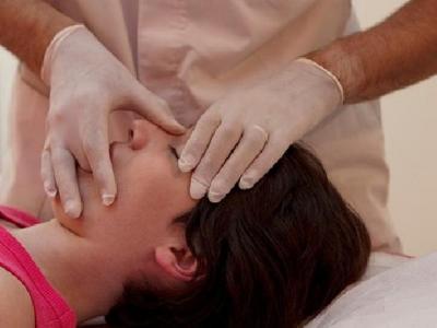 生活中该如何保护胃部健康? 中医教你穴位按摩守护胃部健康