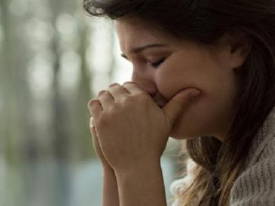 头痛患者如何按摩可以有效缓解 这样给头部做按摩立即止痛