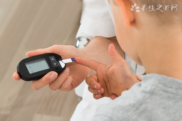 孕妇吃西瓜中毒流产 夏天怎么吃西瓜最健康？
